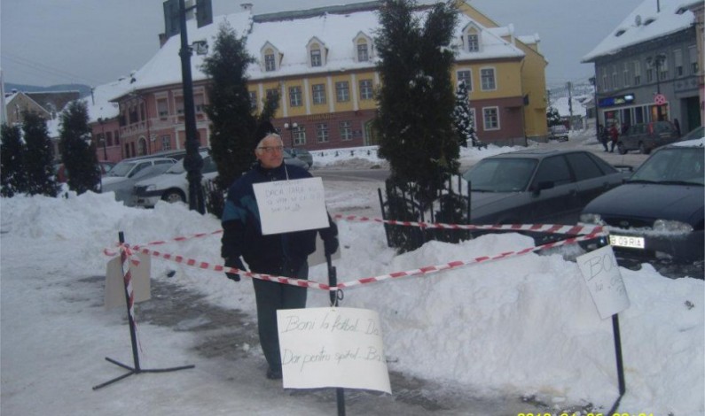Protest izolat la Cisnădie, la propriu