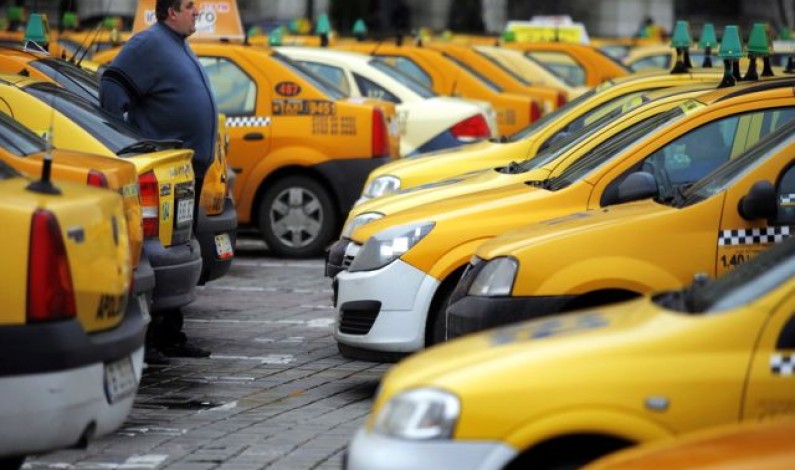 Taximetriştii sibieni sunt impozitaţi în sistemul normelor de venit începand cu anul 2012